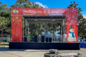 stageline-sl100-tavares-stage-rental-christmas-in-tavares